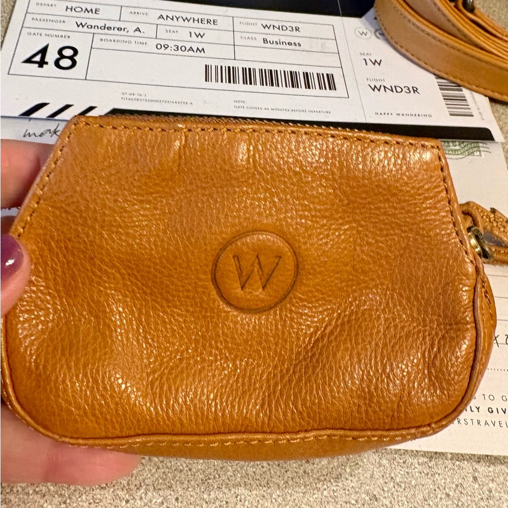 Wanderers Tan Leather Crossbody Bag and Coin Pouch - Picture 7 of 9